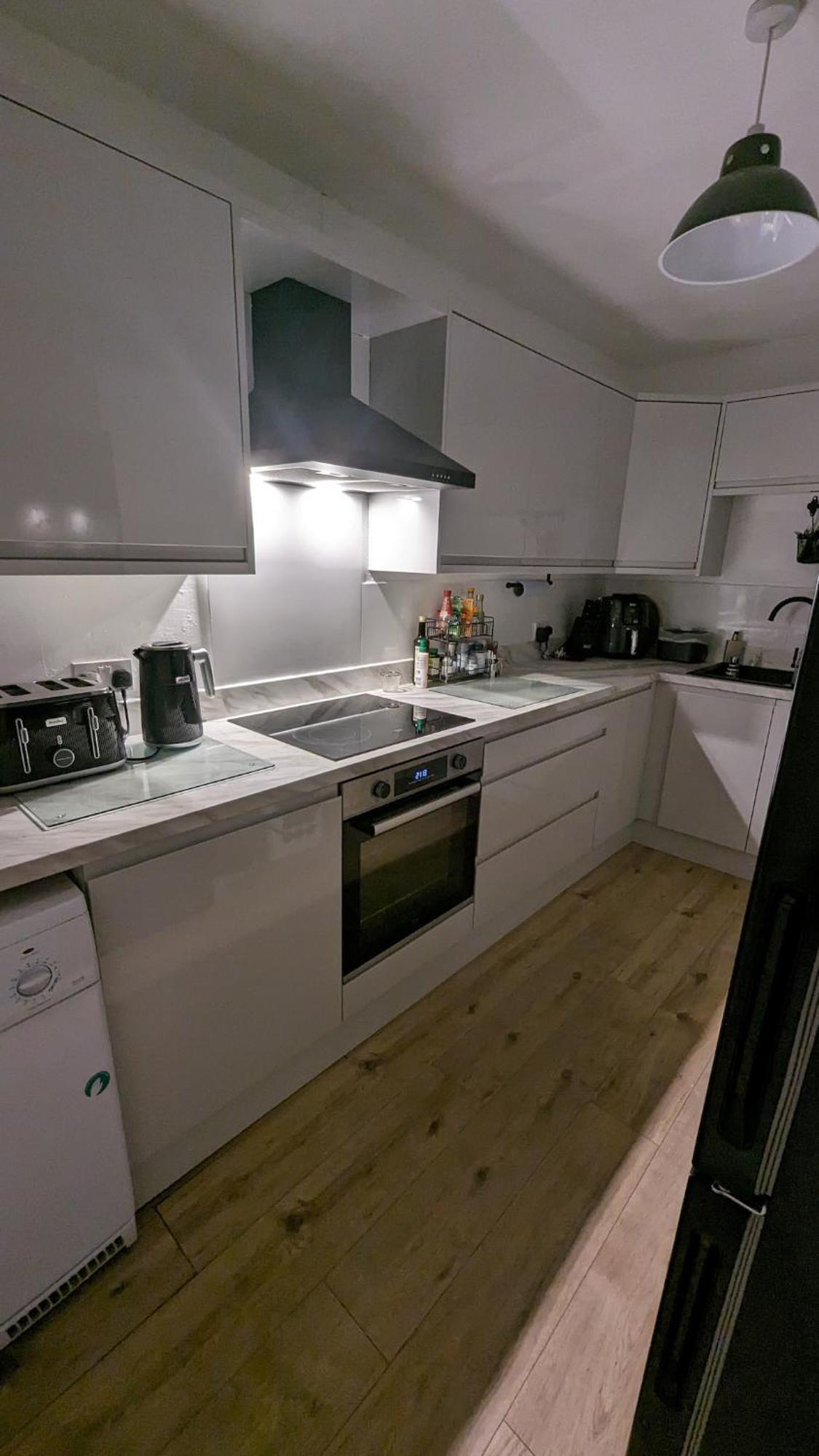 Holiday home Cosy Terrace At Ravenhill *